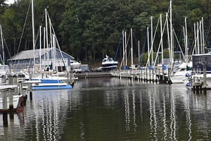 View of marine services shop from slips